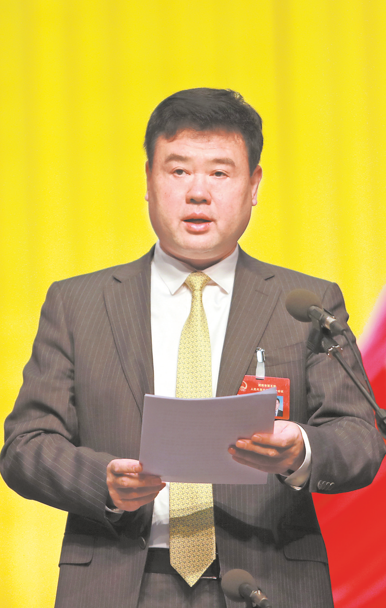 渭南渭南市五届人大七次会议开幕