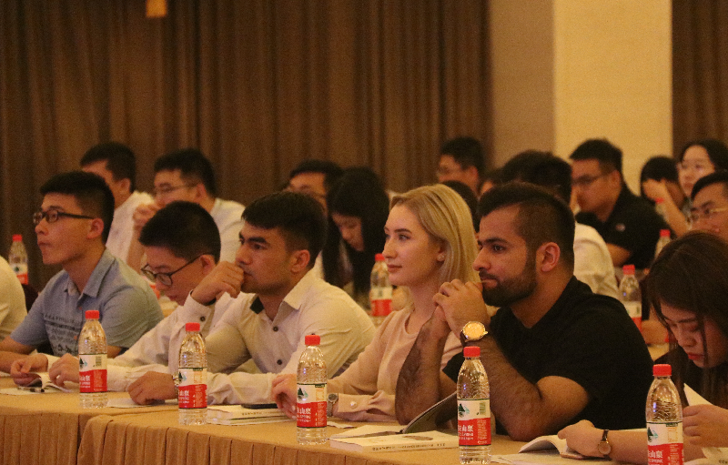 2018年暑假大学生到省政府机关见习活动启动会